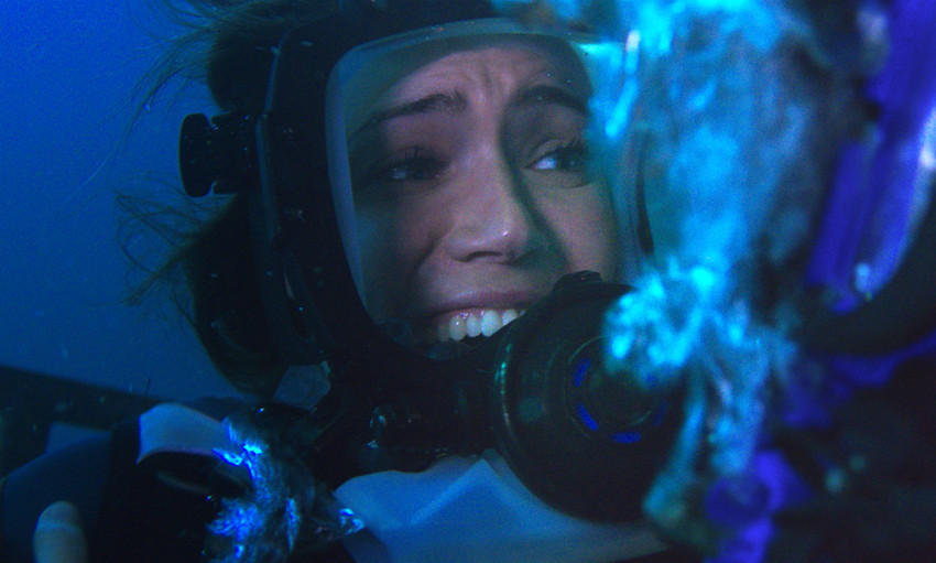 背筋の凍る深海ホラー『海底47m』の恐怖と人喰いザメ映画の変遷。